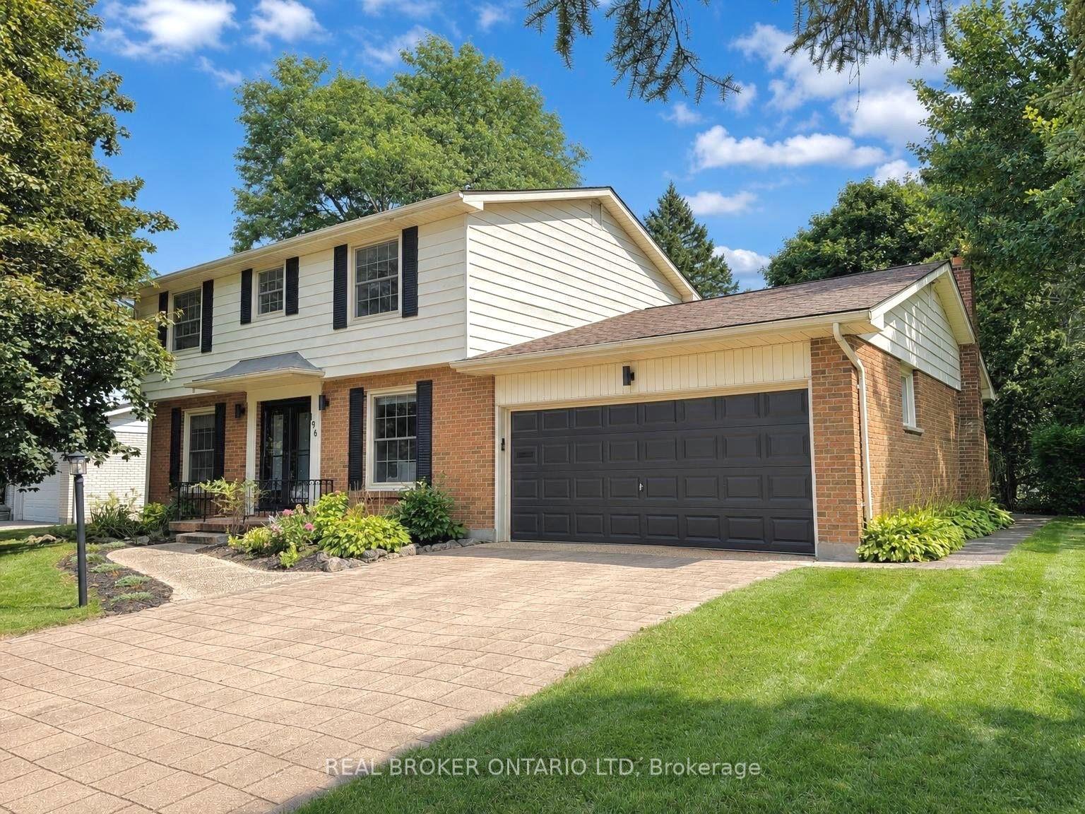 196 Wychwood Park — photo 1