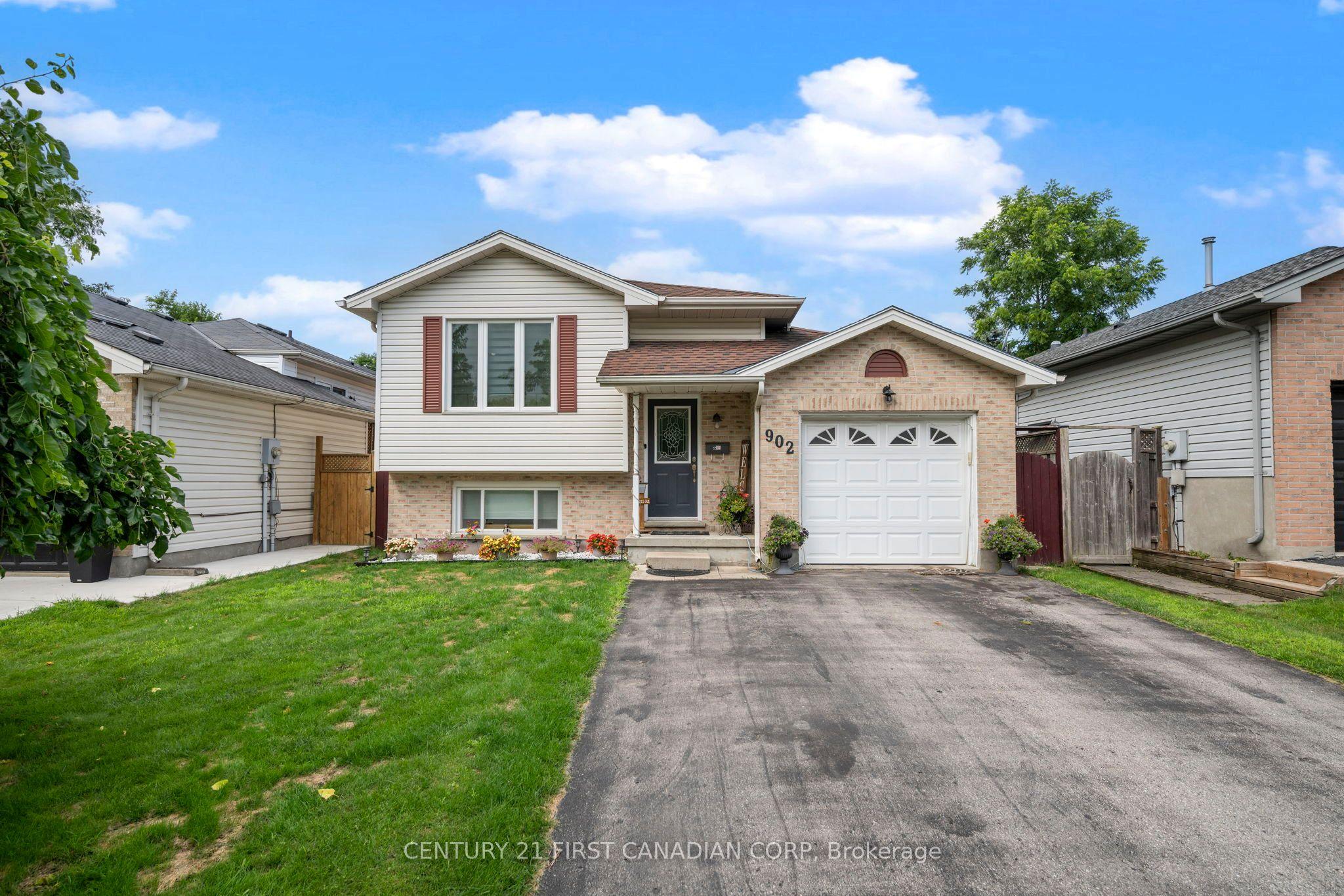 902 Railton Avenue — photo 1