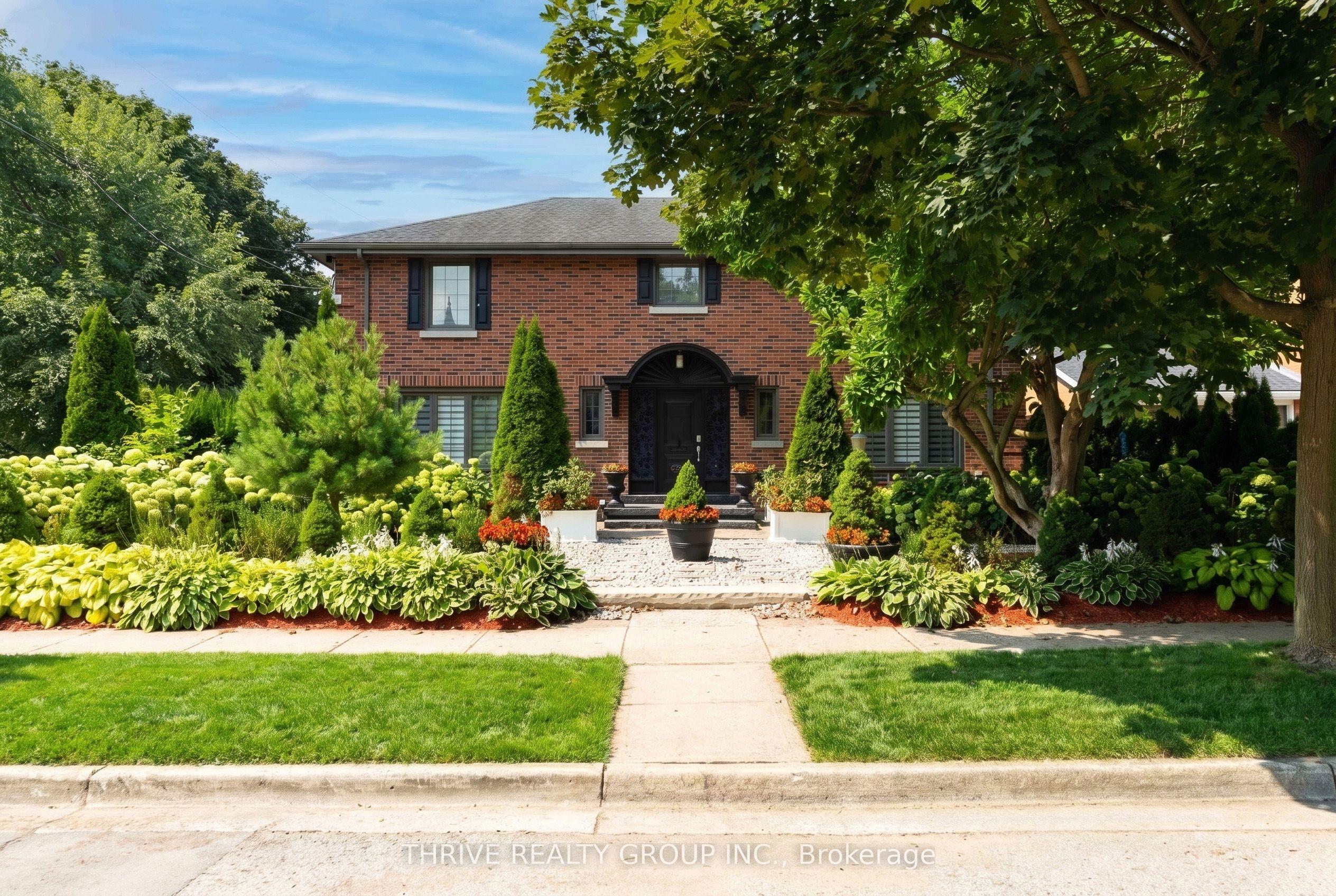 1067 LOMBARDO Avenue — photo 1