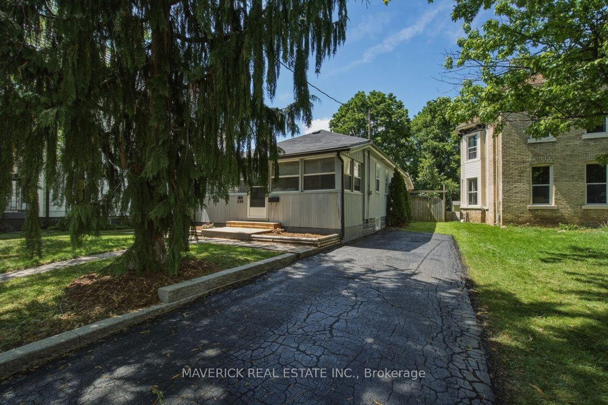 226 Grand Avenue — photo 1