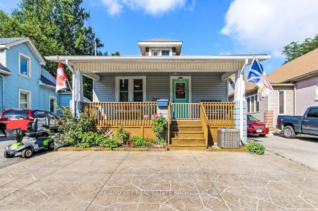 59 Adelaide Street S — photo 1