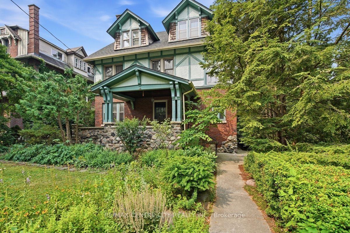 927 Richmond Street — photo 1
