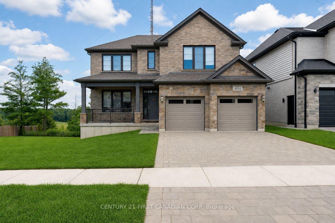 1654 Upper West Avenue — photo 1
