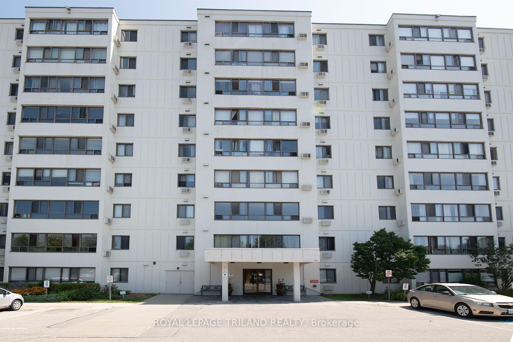 135 Base Line Road W, Unit 507 — photo 1