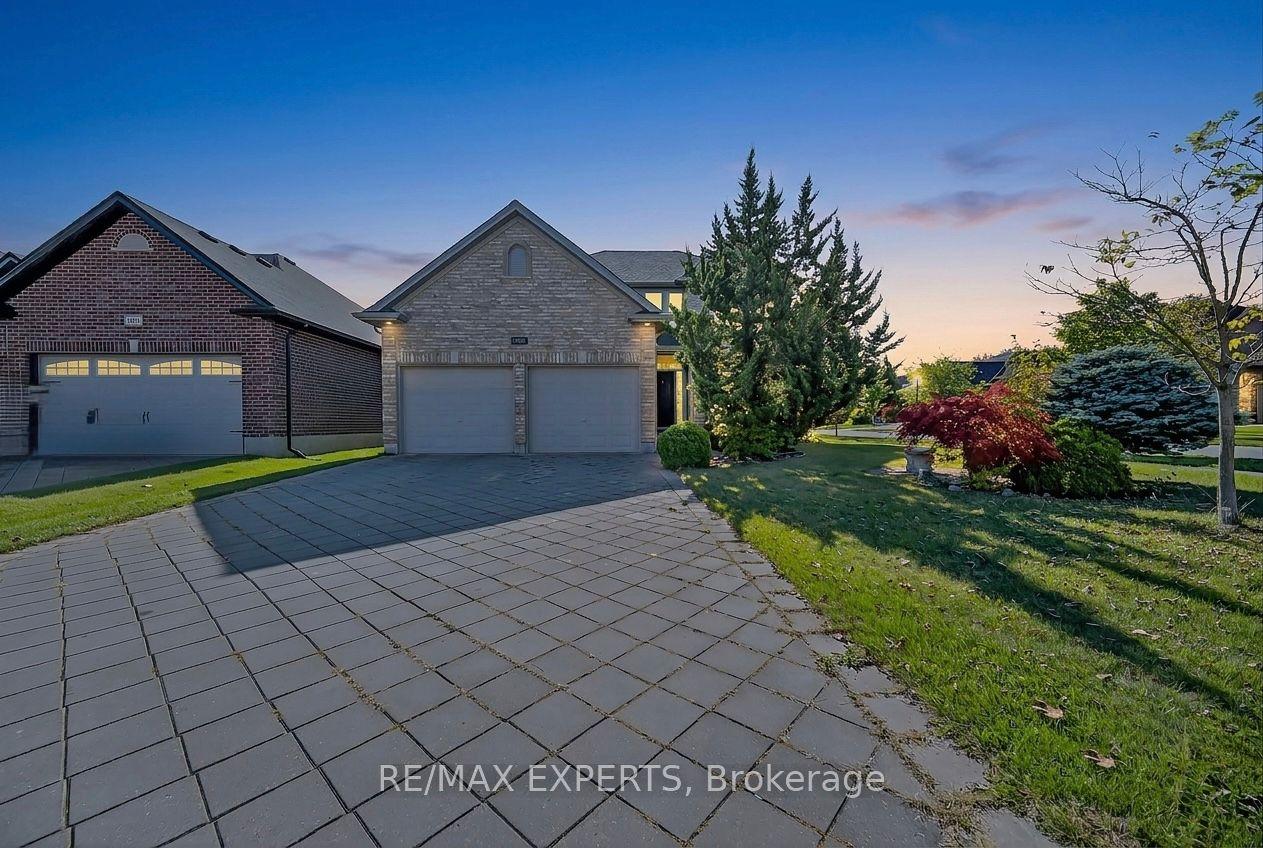 936 Talisman Crescent — photo 1