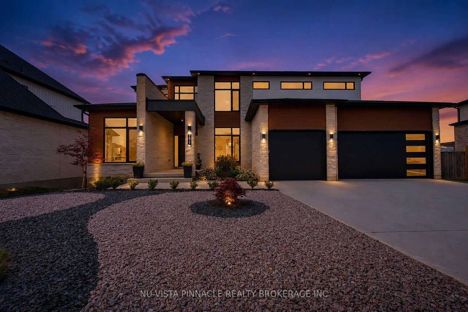 7517 Silvercreek Crescent — photo 1
