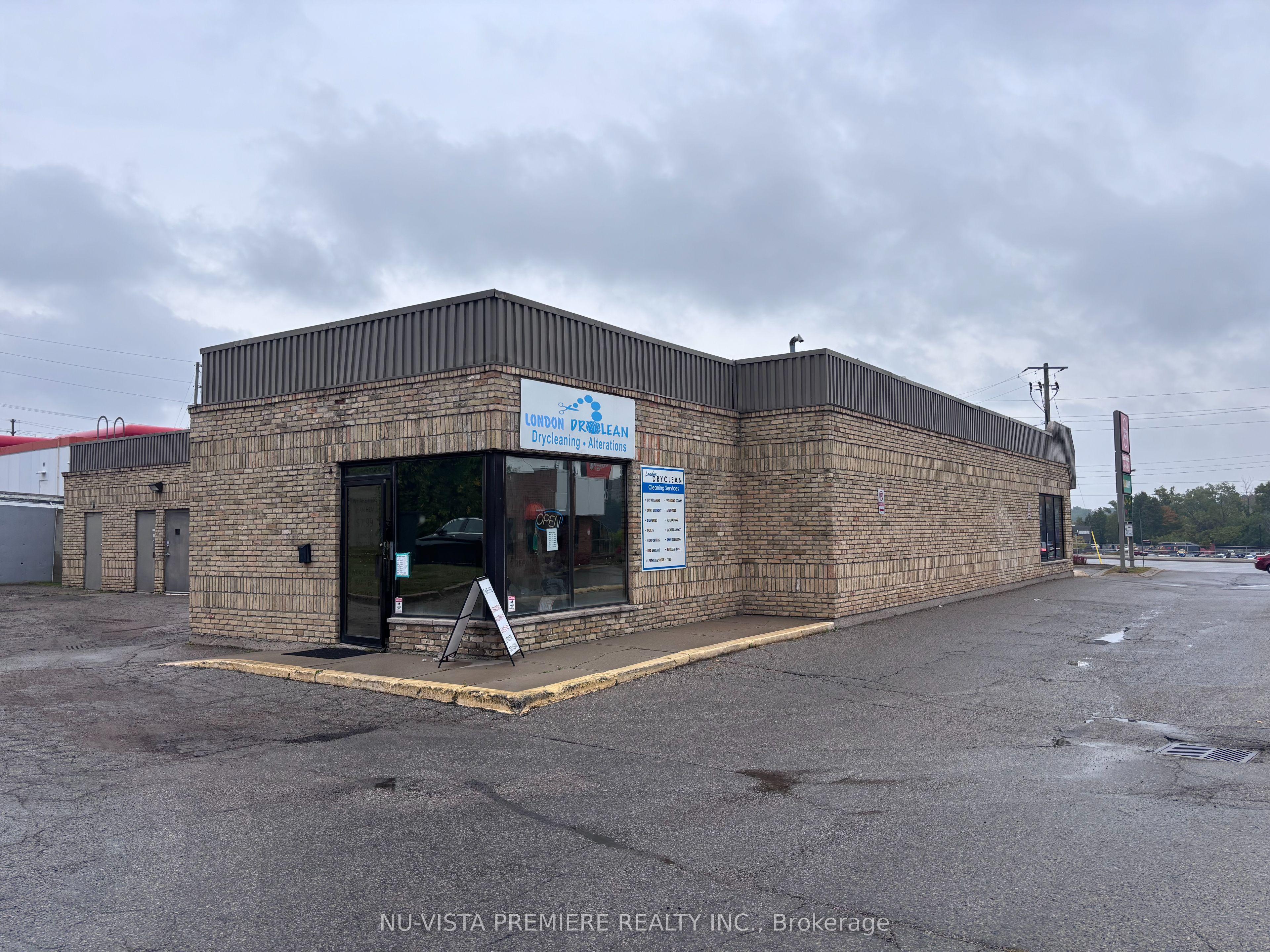 654 Wonderland Road, Unit Unit 6 — photo 1