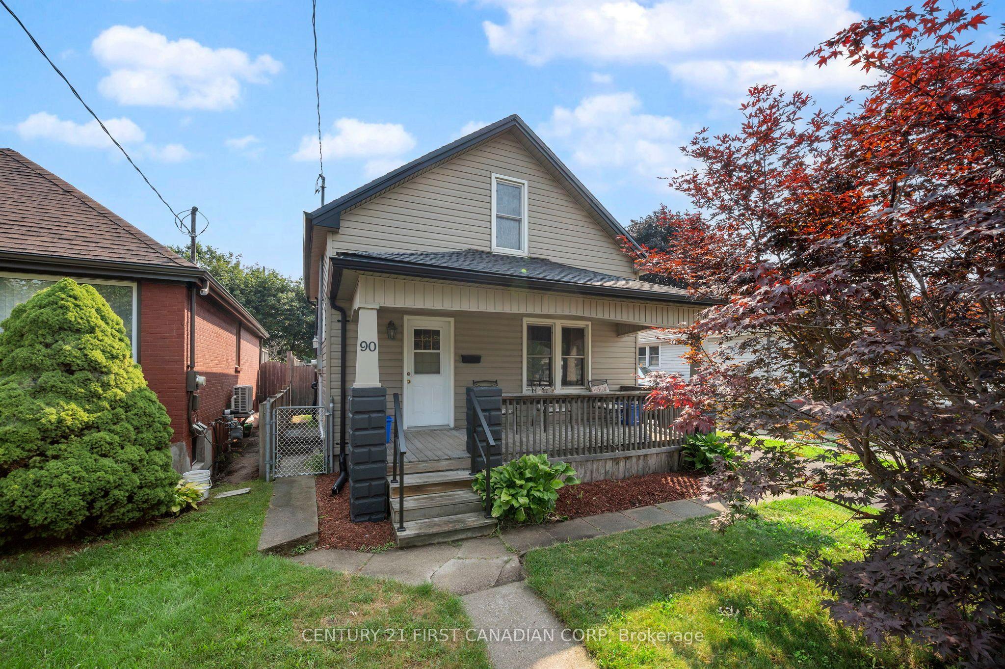 90 Giles Street — photo 1