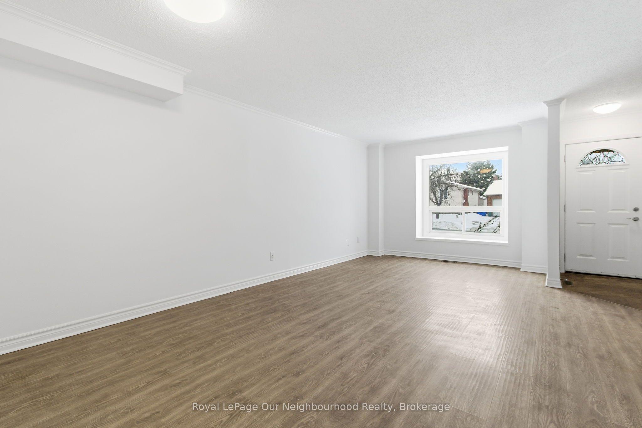 226 Highview Avenue W, Unit 70 — photo 1