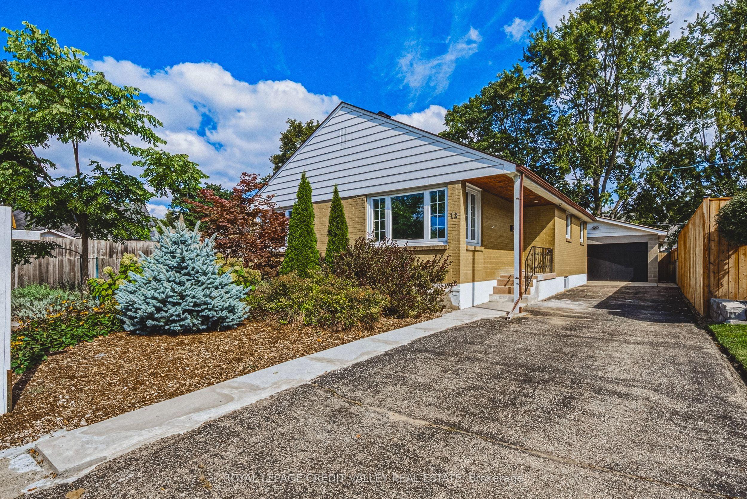 12 Stevenson Avenue — photo 1