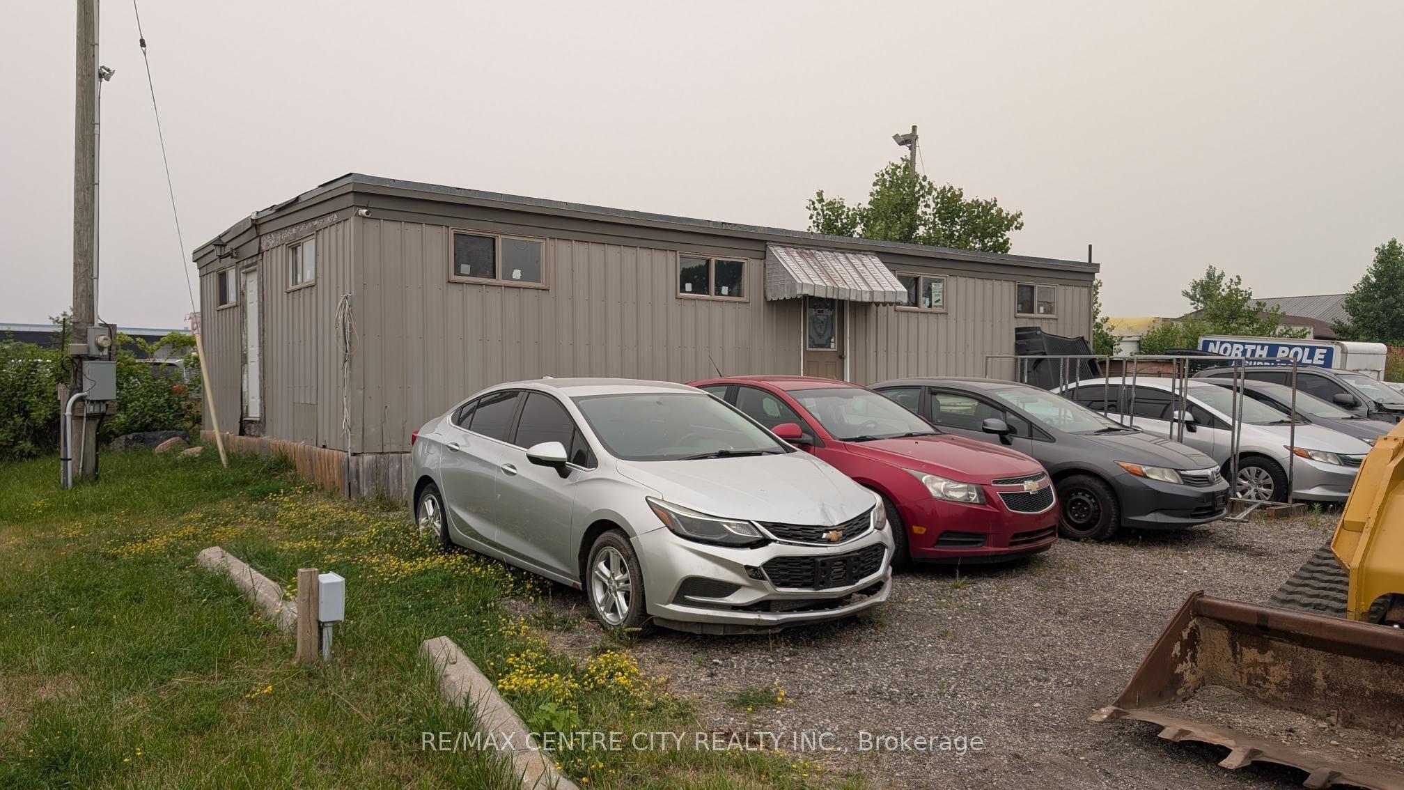92A Clarke Road — photo 1